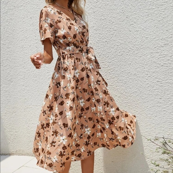 Boho floral flutter sleeve belted A line dress - Picture 14 of 16